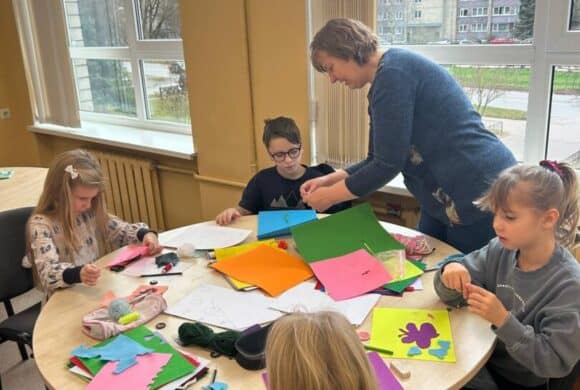 3.klases skolēni nodarbībās klātienē