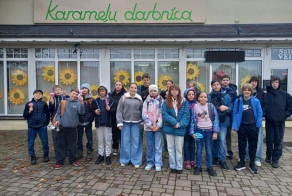 6.klase ekskursijā Jelgavā 6.klase ekskursijā Jelgavā